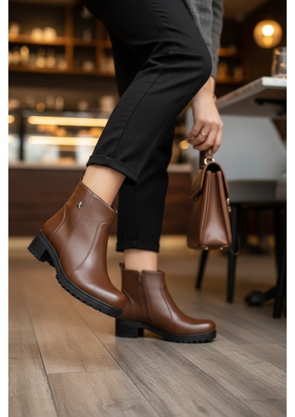 Modesa Hakiki Deri Kahverengi Yıldızlı Fermuarlı Kadın Bot VK_0007