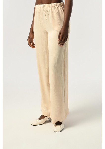 Kadın Beli Lastikli Bol Paça Düz Renk Viskon Kumaş Pantolon