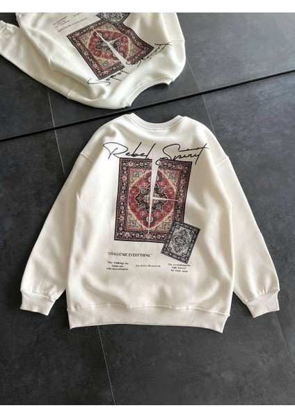 Sırt Kilim Baskılı Oversize Sweatshirt fırsatları