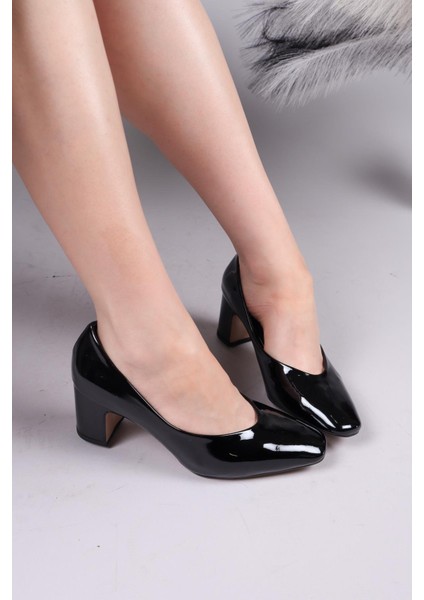 Yerba Rugan Alçak Topuklu Ayakkabı Siyah indirimleri