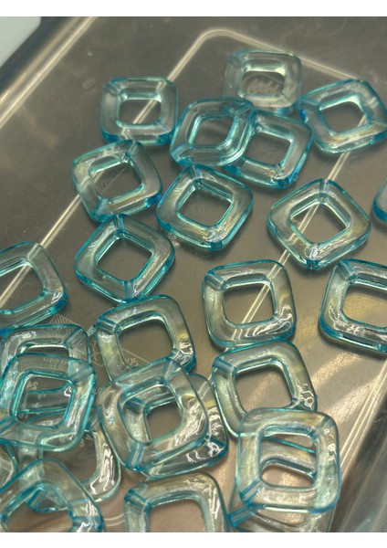 30 Adet 2 cm Delikli Mavı Plastik Kare Takı Boncuğu