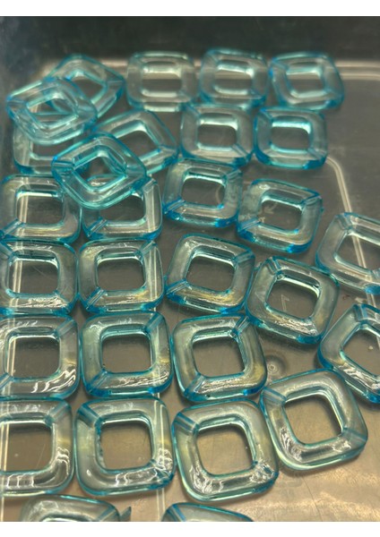 30 Adet 2 cm Delikli Mavı Plastik Kare Takı Boncuğu fırsatları