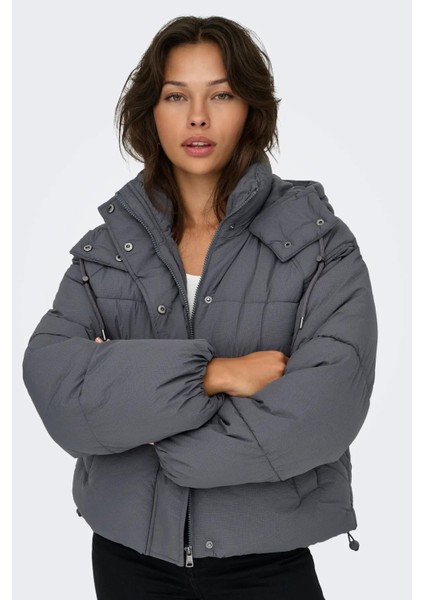 Kadın Kapüşonlu Çift Cepli Şişme Mont 15322013 Gri fiyatları