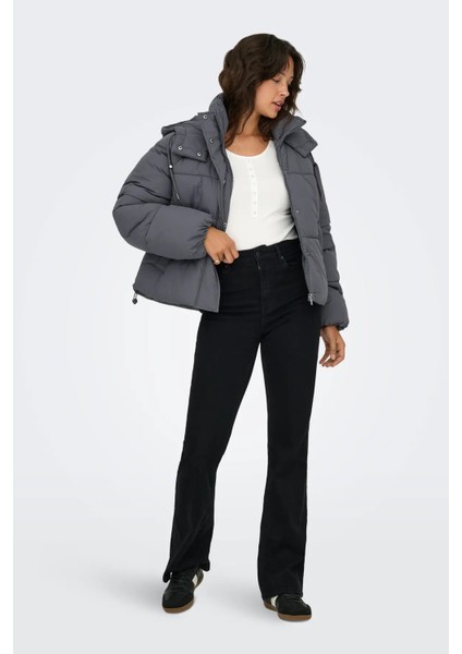 Kadın Kapüşonlu Çift Cepli Şişme Mont 15322013 Gri fırsatları