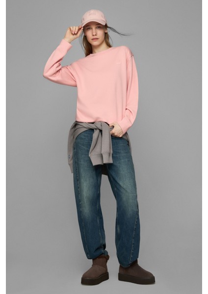 Sunnıva Pembe Bisiklet Yaka Nakışlı Loose Fit Kadın Sweatshirt