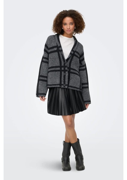 Kadın V-Neck Düğmeli V Yaka Yünlü Hırka 15354098 Koyu Gri fiyatları