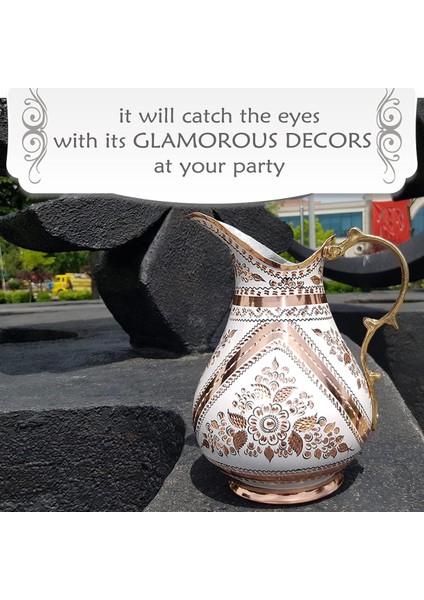 El Yapımı Bakır Sürahi