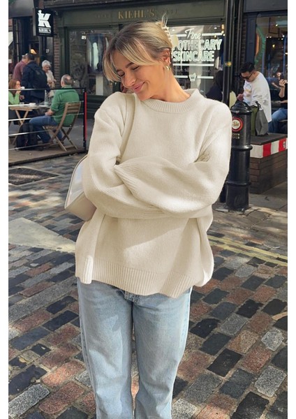 Taş Bisiklet Yaka Yumuşak Dokulu Oversize Triko Kazak