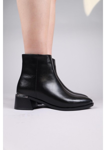 Benella Düz Alçak Topuklu Bot Siyah modelleri