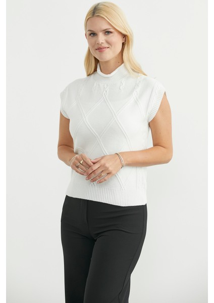 Dik Yaka Kolsuz Triko Süveter - Kemik