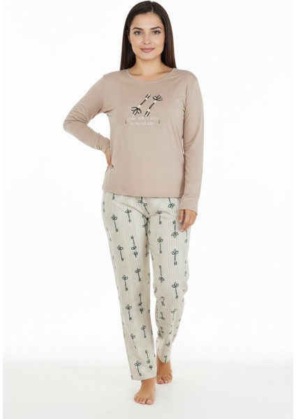 Üstü Yazılı Altı Çizgili Elite Viscose Uzun Büyük Beden Pijama Takımı Pudra 3597