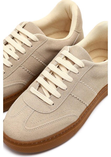 Kadın Bej Bağcıklı Kalın Tabanlı Süet Sneaker 25AFE145210
