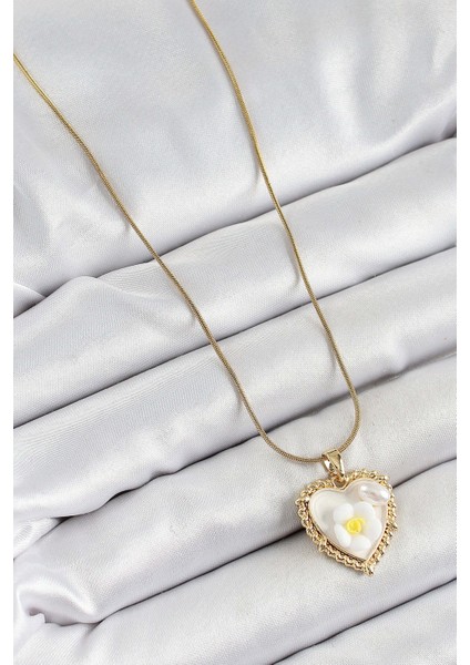 316L Çelik Zincir Beyaz Sanatsal Portre İnci Detaylı Papatya Figürlü Kalp Model Gold Renk Kadın Kolye fiyatları