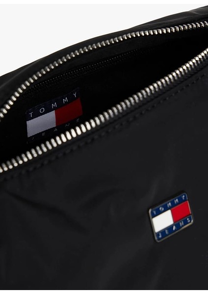 Kadın Urban Pofuduk Askılı Omuz Çantası - Siyah modelleri