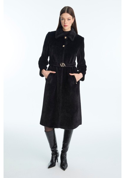 Aksesuar Detaylı Peluş Kaba fırsatları