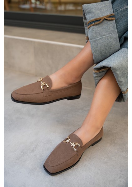 Aloha Acı Kahve Süet Gold Detaylı Loafer modelleri