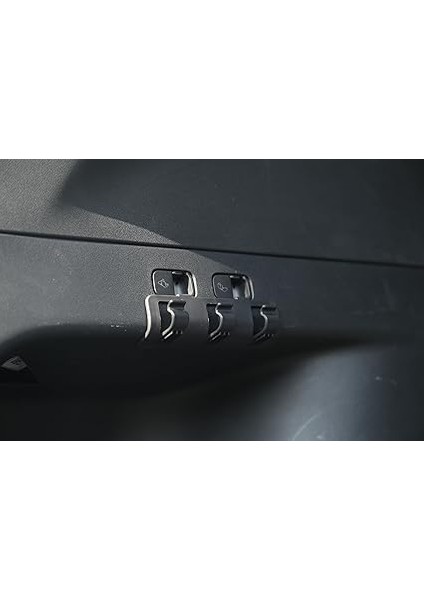 Tesla Model Y ile Uyumlu Arka Bagaj Askılık V2 fiyatları