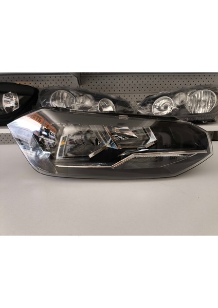 Vw Polo Sağ Far Ledsiz Halojen 2018 > 2G1941774