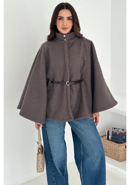 Kadın Kemerli Panço Kaban – Güçlü & Sofistike Stil modelleri