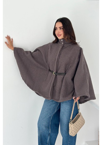 Kadın Kemerli Panço Kaban – Güçlü & Sofistike Stil fırsatları