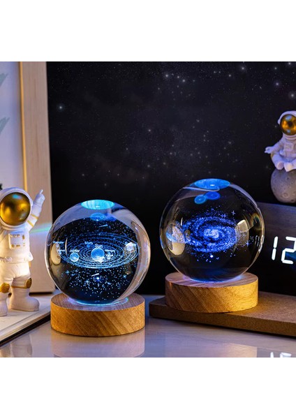 Kişiye Özel Işıklı Ahşap 2\'li Kristal Cam Küre 8*6cm
