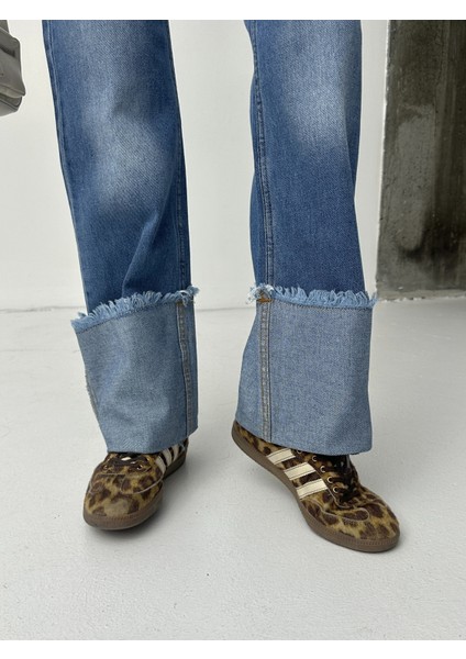 Kadın Ters Paça Püskül Işlemli Bol Paça Kot Pantolon modelleri