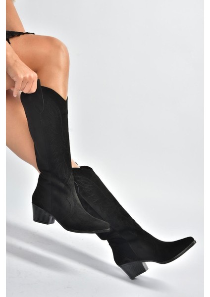 V820356002 Siyah Süet Kalın Topuklu Kadın Çizme fiyatları