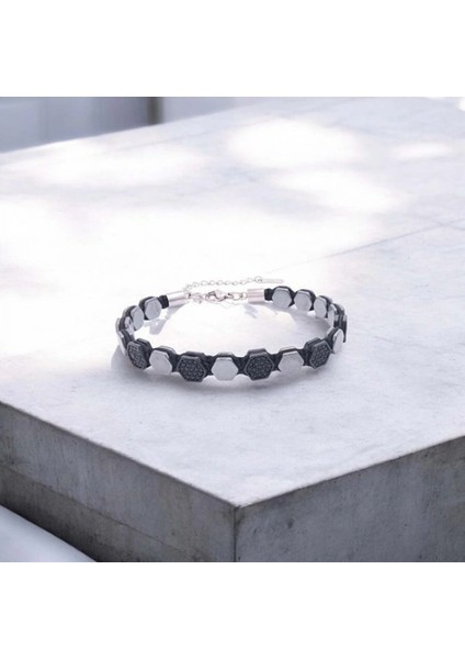 Zirkon Taşlı Ayarlanabilir Hematit Çelik Bileklik 33512B16D1 fiyatları