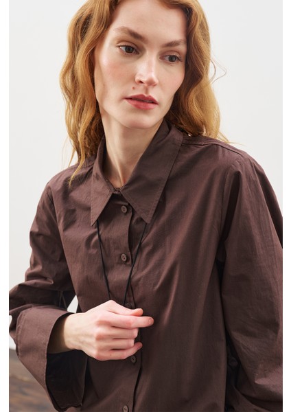 Geniş Manşetli Klasik Gömlek Acı Kahve indirimleri