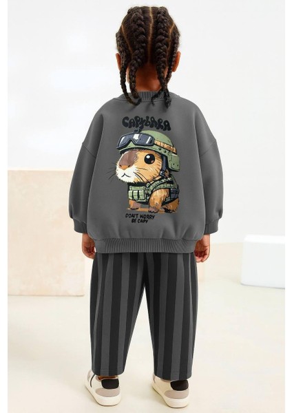 Capybara Kız ve Erkek Çocuk 3 Iplik Fırçalı Kumaş Alt Üst Takım Süper Kalite Sırt Baskı Eşofman Detaylı