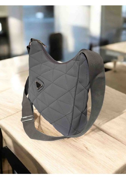 Shyne Kadın Kapitone Tasarım Şık Omuz Çanta modelleri