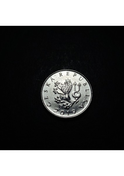3996368DDA42A607E2 2019 Çekya 1 Korun Çil Eski Yabancı Madeni Para fırsatları