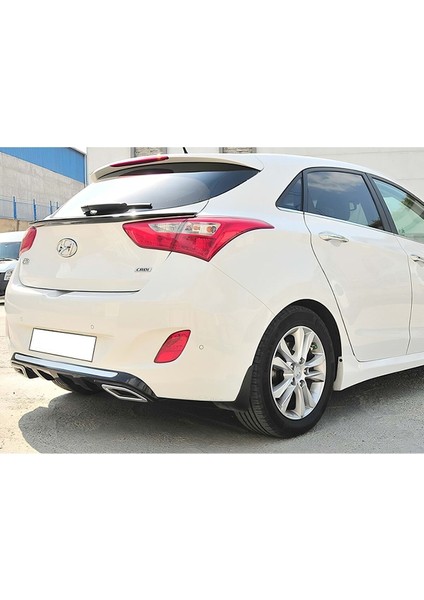 Hyundai I30 Difüzör (Plastik) 2012-2017 Parlak Siyah fiyatları