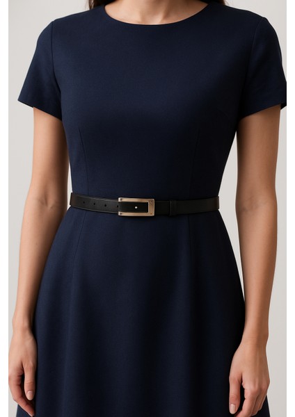 Ince Siyah Suni Deri Kadın Kemeri – Kare Tokalı Klasik ve Günlük Kullanım Için fiyatları