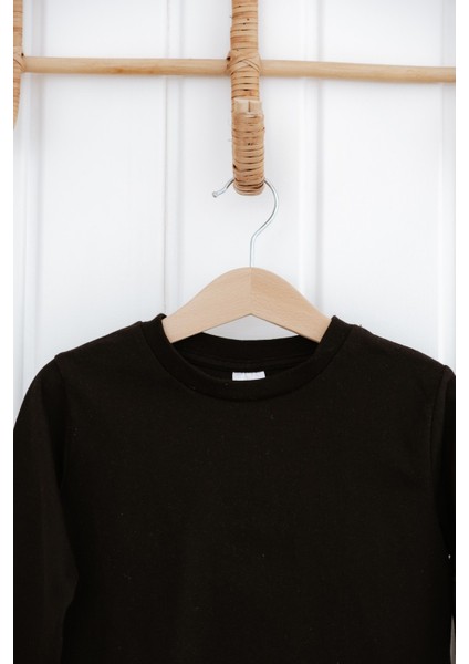 Uzun Kollu ve Pamuklu Siyah Tişört Kız Çocuk indirimleri