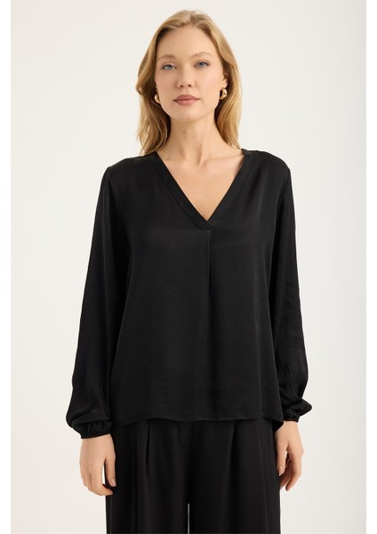 V Yaka Kolucu Lastikli Bluz