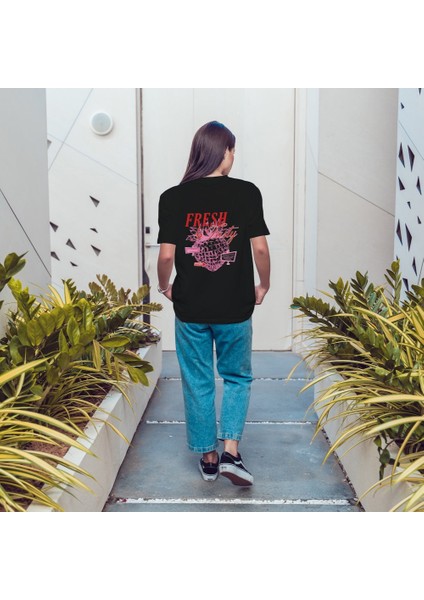 Fresh & Tasty Oversize Tişört - Siyah modelleri