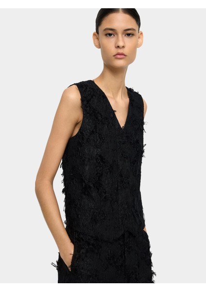 Jakarlı ve Pamuk Içerikli Yelek fiyatları