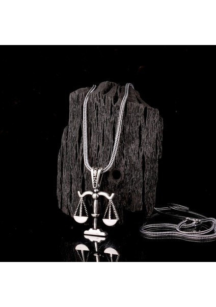 925 Ayar Gümüş Adalet Motifli Gümüş Kolye