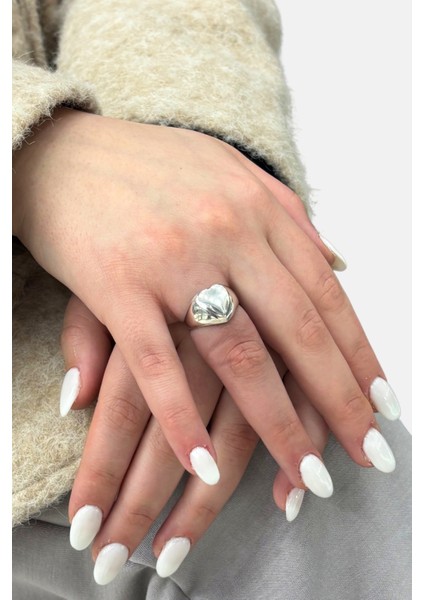 Cilalı Kalp Modern Tasarım Gümüş Kadın Yüzük