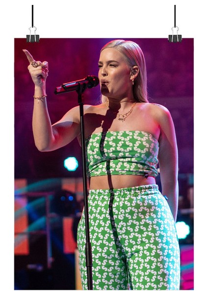 Anne Marie Poster1 - Retro Duvar Dekoru