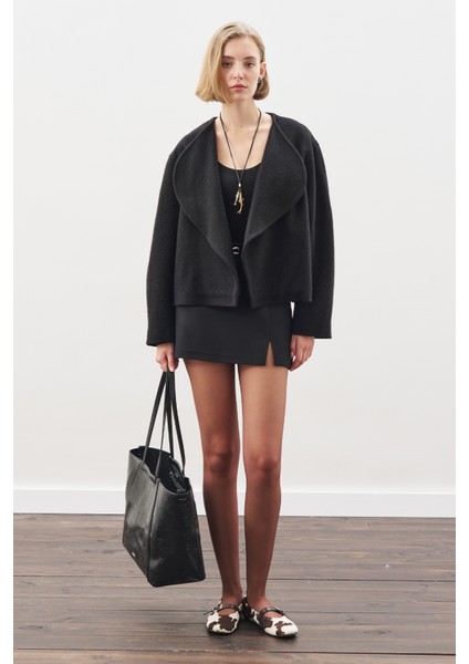 Yünlü Kısa Ceket Siyah