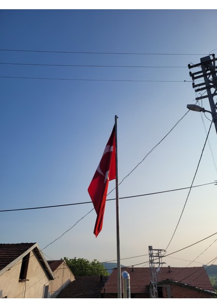 Türk Bayrağı Raşel Kumaş 100X150 cm 120 G/m² 10 Adet – Ev, Balkon ve Dış Mekan Kullanıma Uygun modelleri