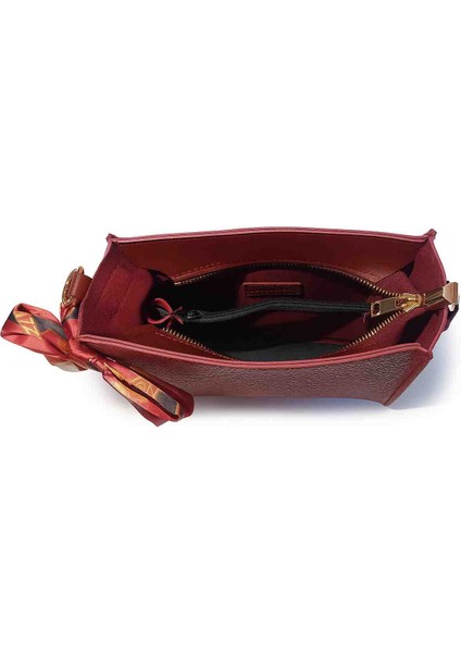 Kurdale Detaylı Kadın El ve Omuz Çantası fırsatları