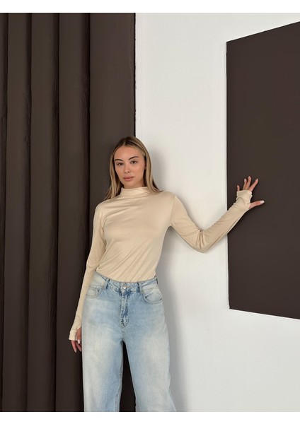 Kadın Parmak Detaylı Body