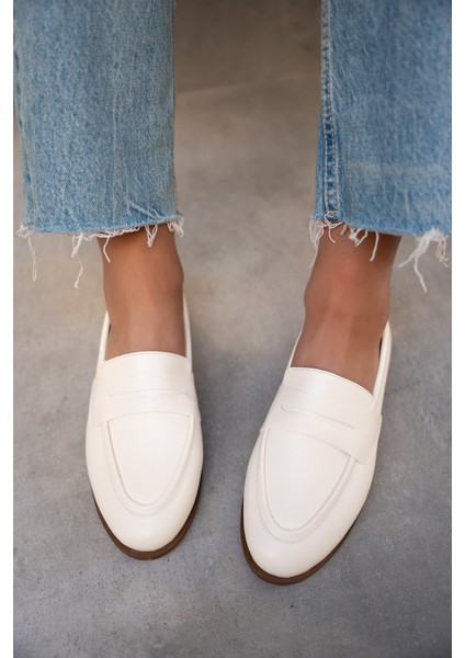 Desna Ekru Deri Düz Taban Ayakkabı modelleri