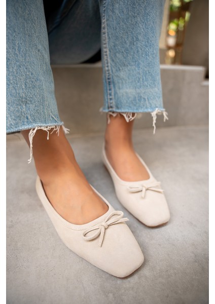 Linda Bej Süet Fiyonk Detaylı Babet modelleri