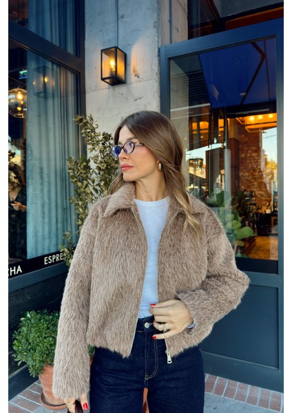 Sütlü Kahve Gömlek Yaka Kürk Dokulu Astarlı Bomber Ceket modelleri