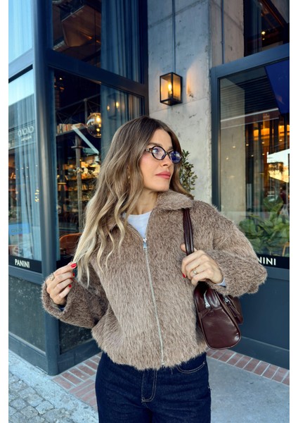 Sütlü Kahve Gömlek Yaka Kürk Dokulu Astarlı Bomber Ceket fırsatları