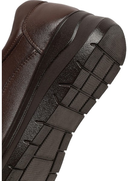 Kadın Kahverengi Bağcıklı Kalın Tabanlı Deri Sneaker 25AFD501718